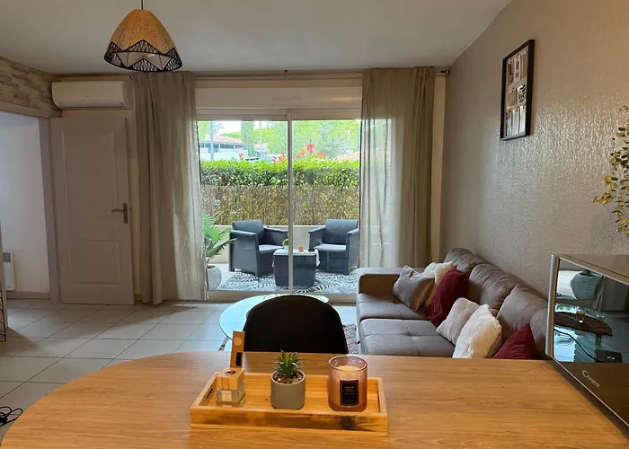Cosy T2 Proche Commodites Et 아파트